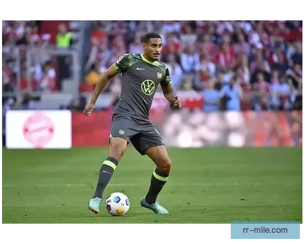 拉克鲁瓦正式加盟英超水晶宫开启新赛季征程